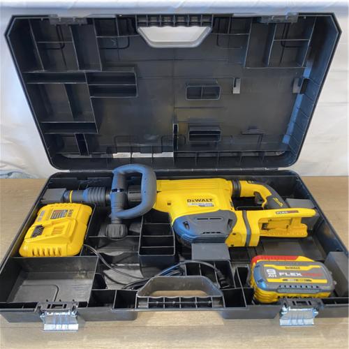 AS-IS Dewalt FLEXVOLT 60V Lithium-Ion Cordless SDS MAX 3/4 in. Chipping Hammer Kit