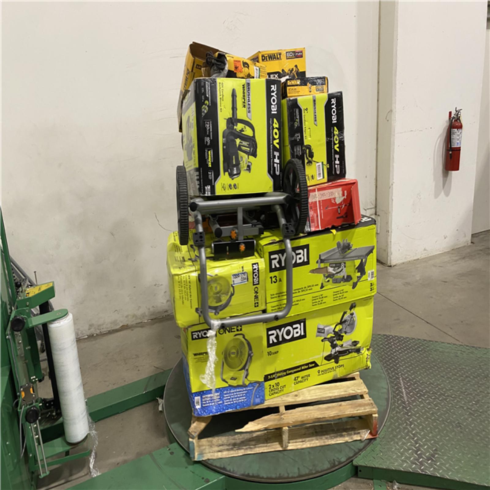 Dallas Location - As-Is Tool Pallet