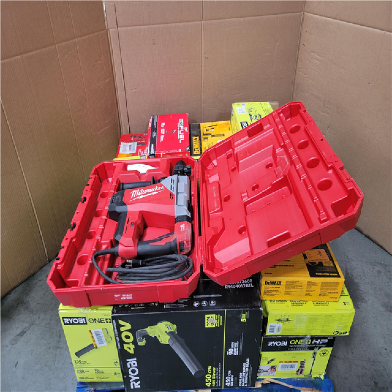 CALIFORNIA AS-IS TOOL PALLET