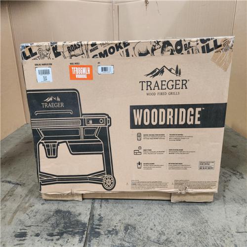 Phoenix Location NEW Traeger Woodridge Wifi Pellet Grill and Smoker in Black