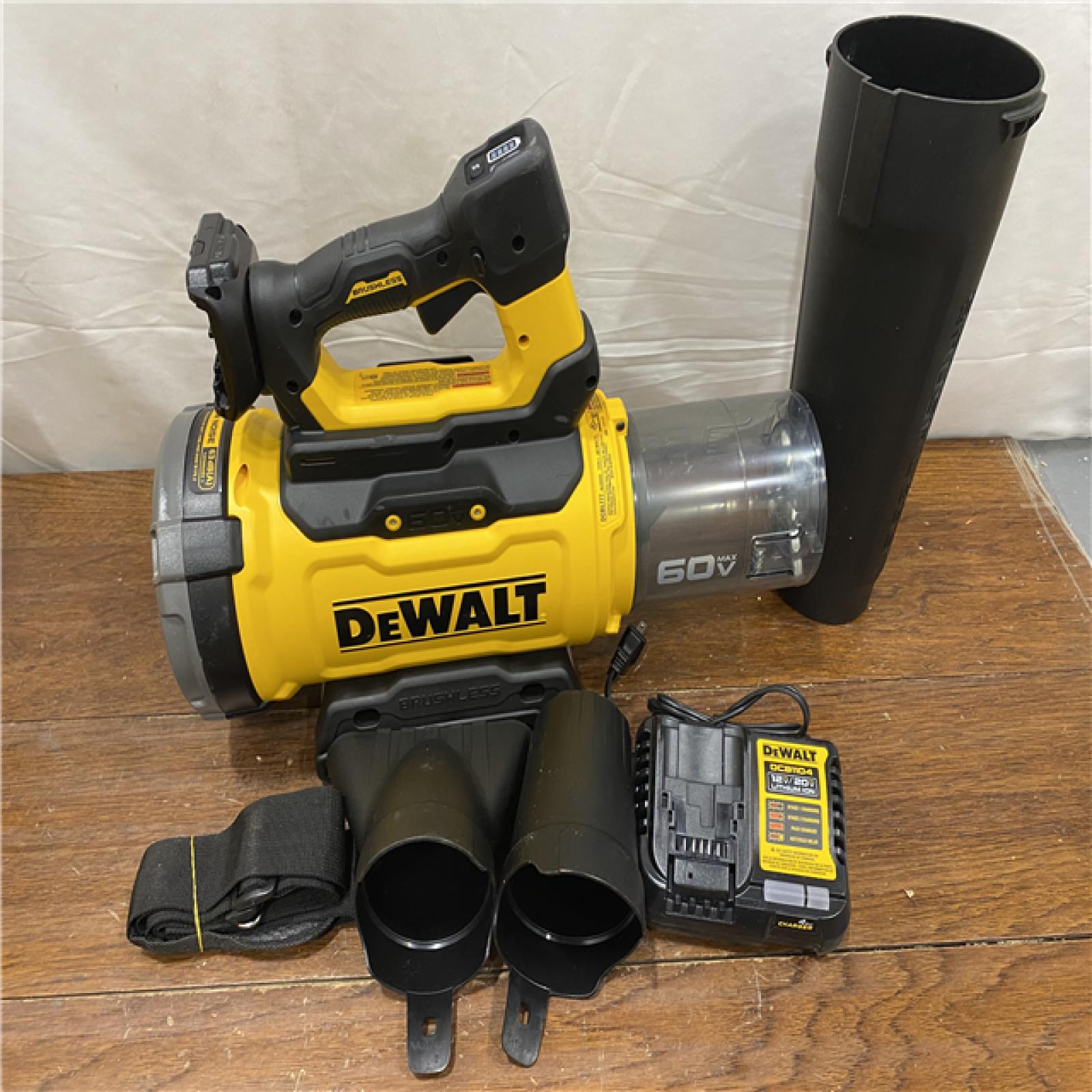 AS-IS DEWALT FLEXVOLT 60V MAX 160 MPH 760 CFM Brushless Cordless  and Charger