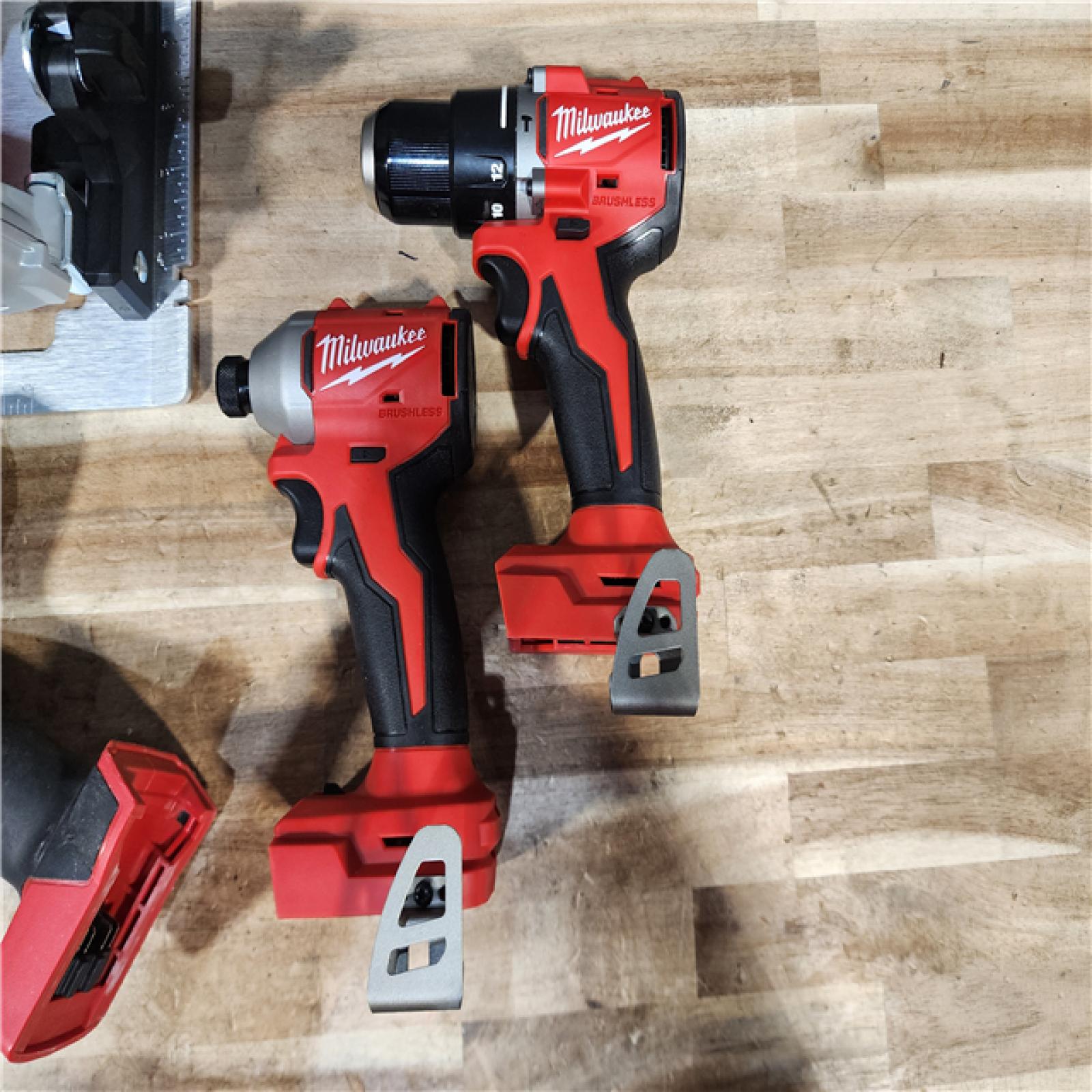 HOUSTON LOCATION - AS-IS Milwaukee M18 18-Volt Lithium-Ion Brushless Cordless 4-Tool Combo Kit