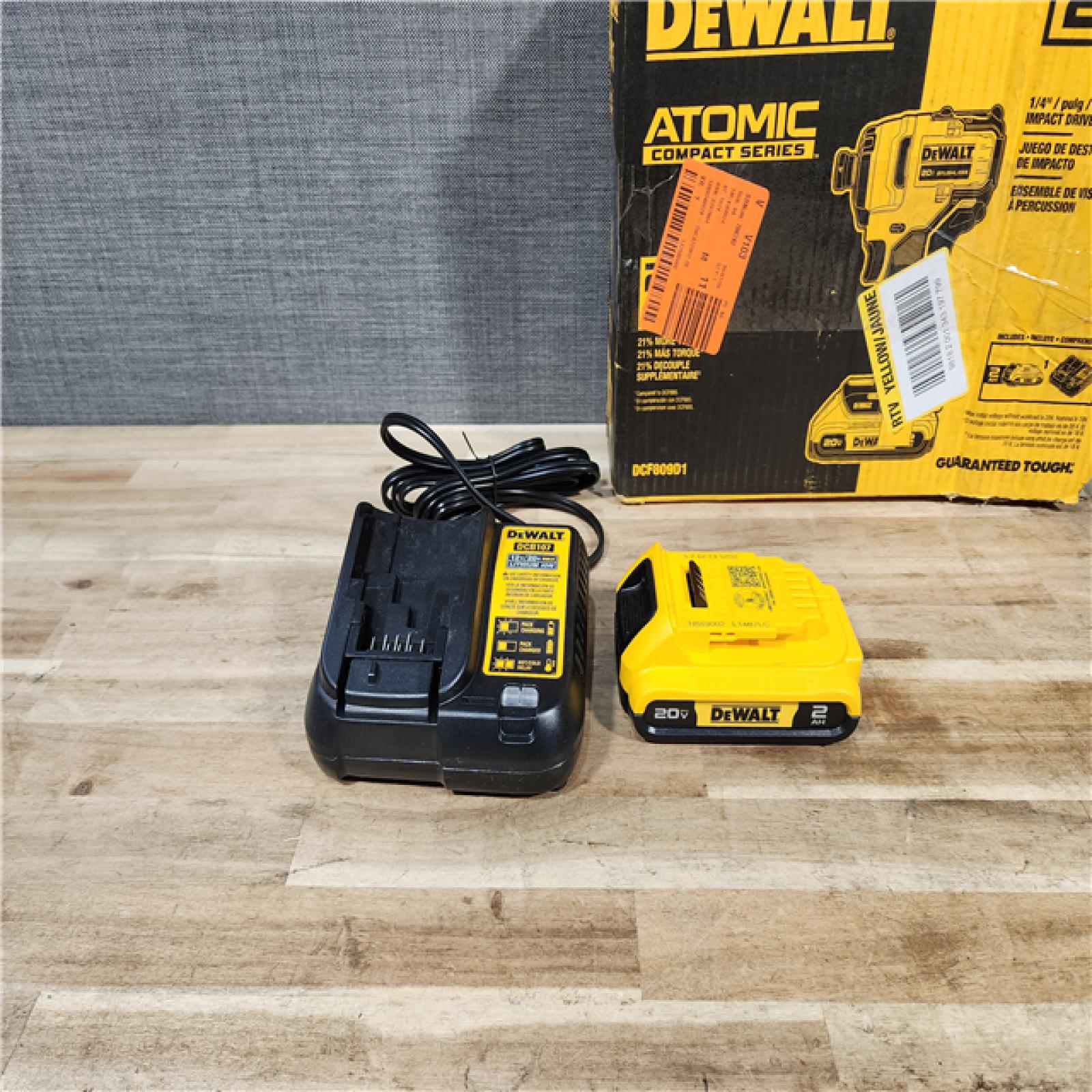 HOUSTON LOCATION - AS - IS DEWALT Atomic 20V Max Lithium-Ion Brushless Cordless Compact 1/4 in. Impact Driver Kit