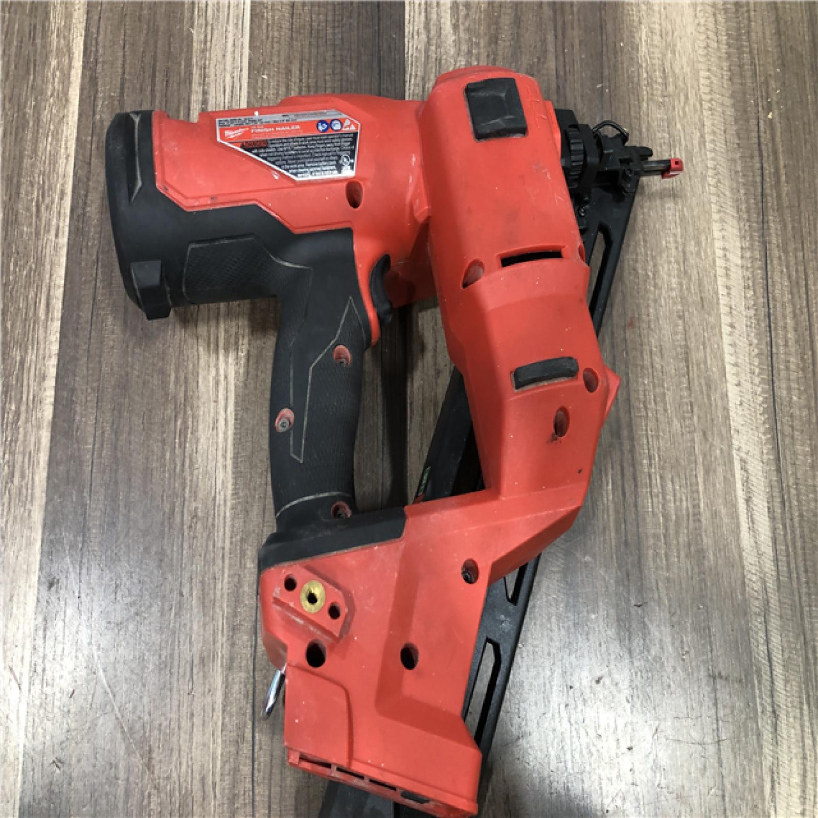AS-IS Milwaukee FUEL 18-Volt Lithium-Ion Brushless Cordless Gen II 15-Gauge Angled Finish Nailer (Tool-Only)