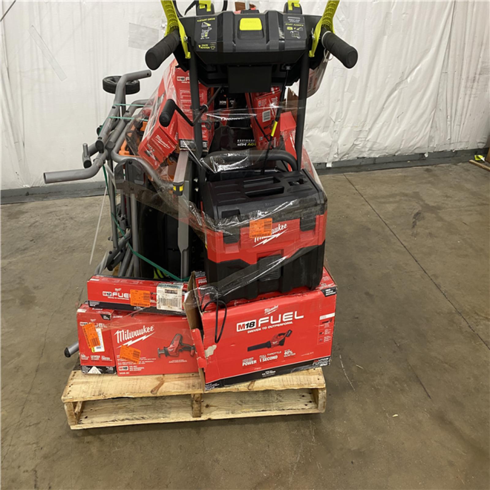 Houston Location AS IS - Tool Pallet