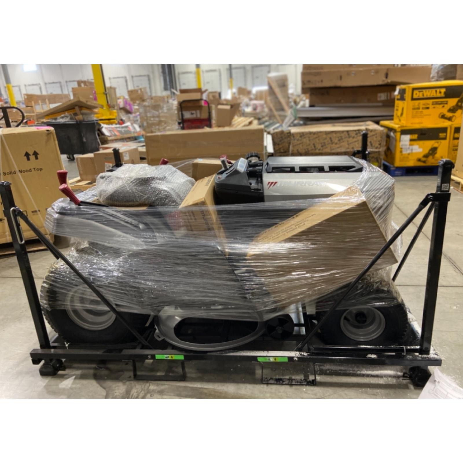 DALLAS LOCATION - Murray MT200 42 in. 19.0 HP 540cc EX1900 Series Briggs and Stratton Engine Automatic Gas Riding Lawn Tractor Mower