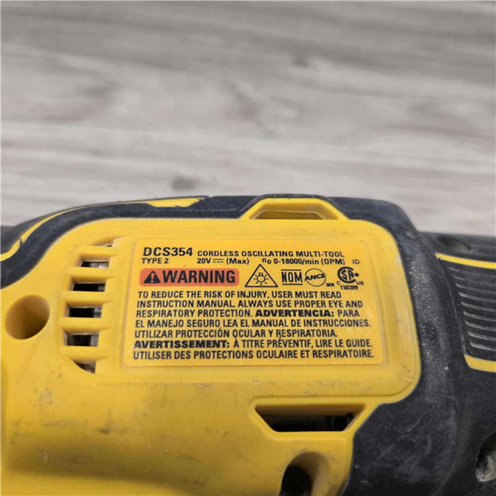 AS-IS DEWALT ATOMIC 20V MAX Cordless Oscillating Multi Tool (Tool Only)