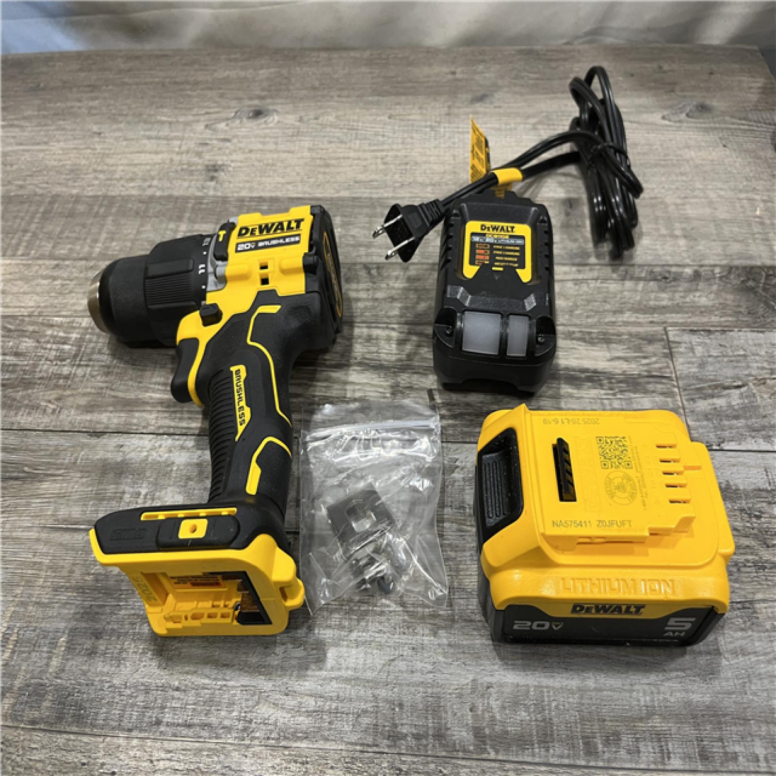 AS-IS DEWALT ATOMIC 20V Lithium-Ion Cordless 1/2 in. Hammer Drill Kit