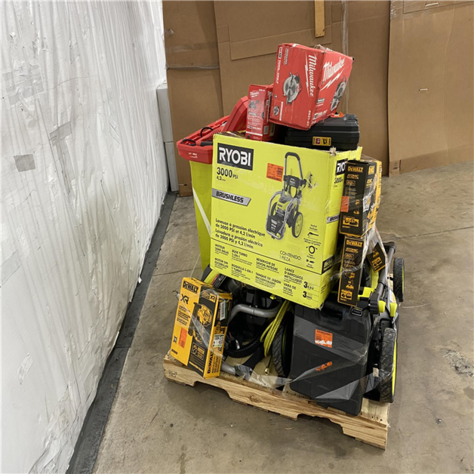 Houston Location AS IS - Tool Pallet