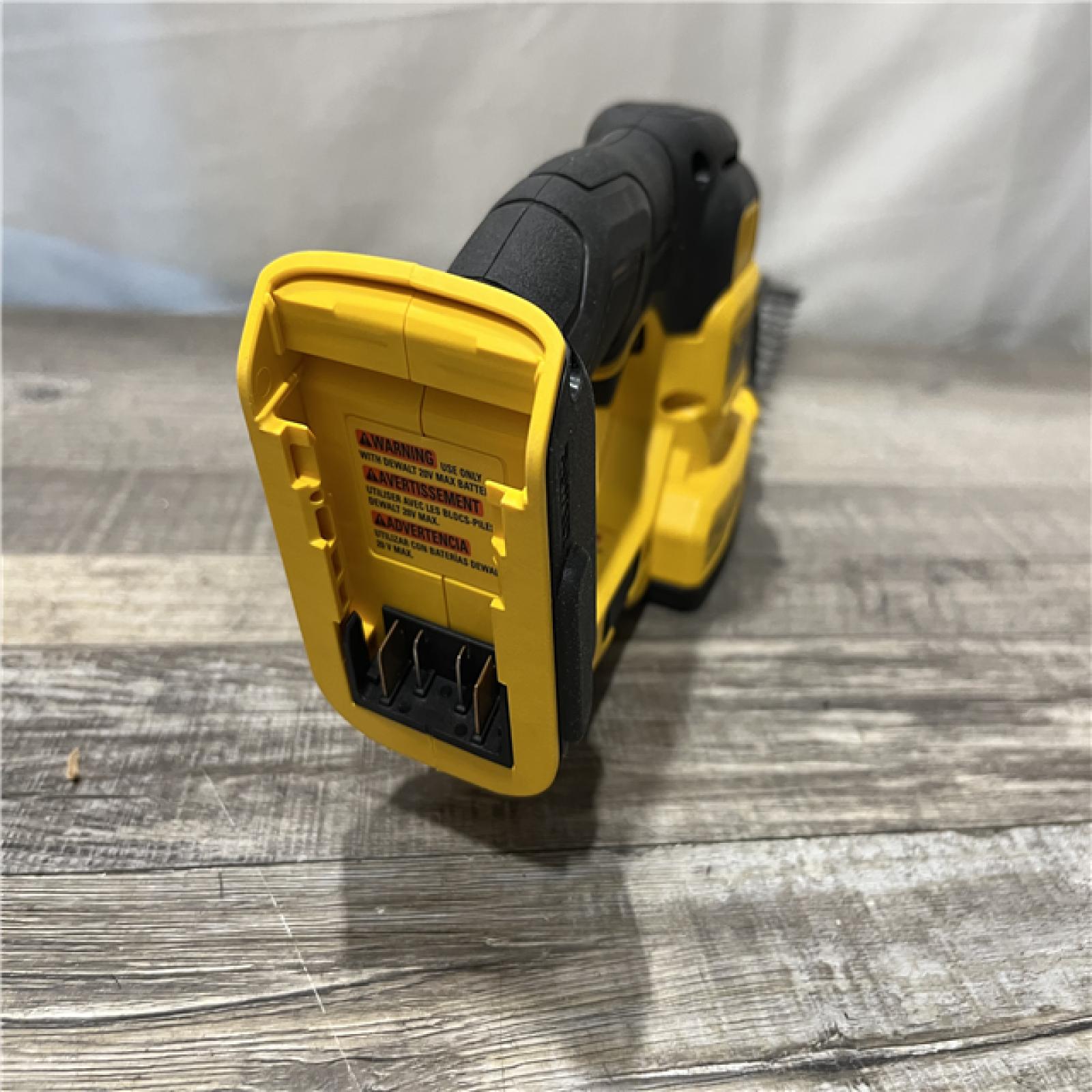 AS-IS DEWALT 20V 8 in. Compact Cordless Hedge Trimmer (Tool-Only)