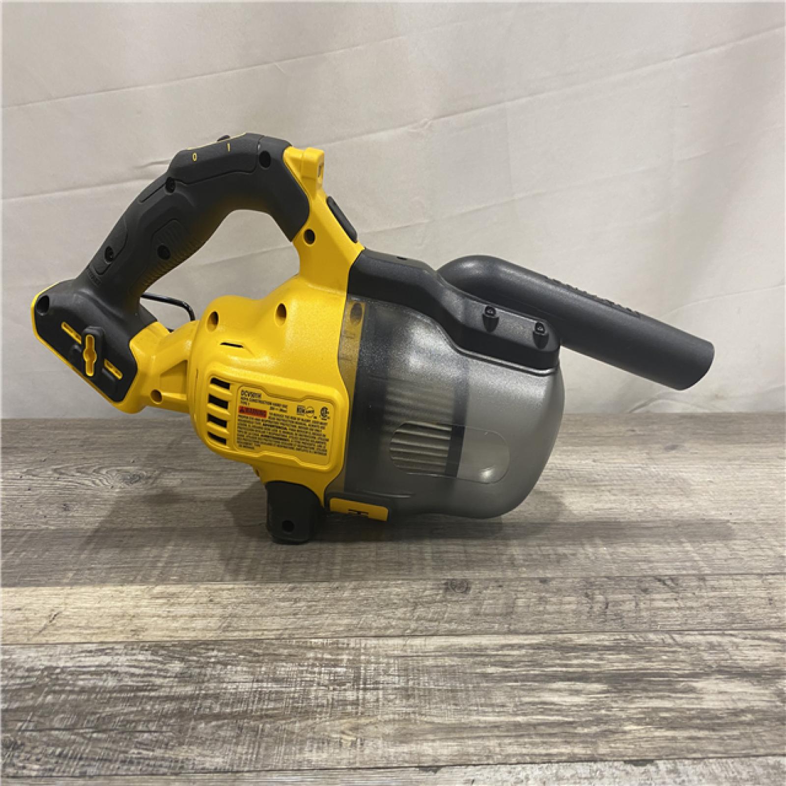 AS-IS DEWALT Bagless 20V MAX Stick Cordless General Dirt Filter Handheld Vacuum (Tool Only)