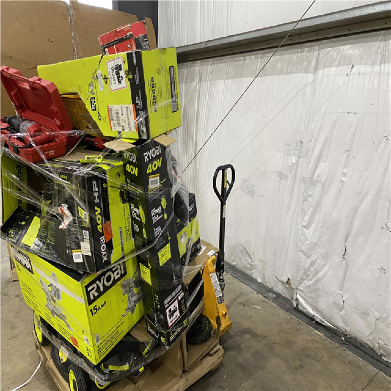 Houston Location AS IS - Tool Pallet
