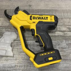 AS-IS DEWALT 20V MAX Cordless Battery Powered Pruner Kit