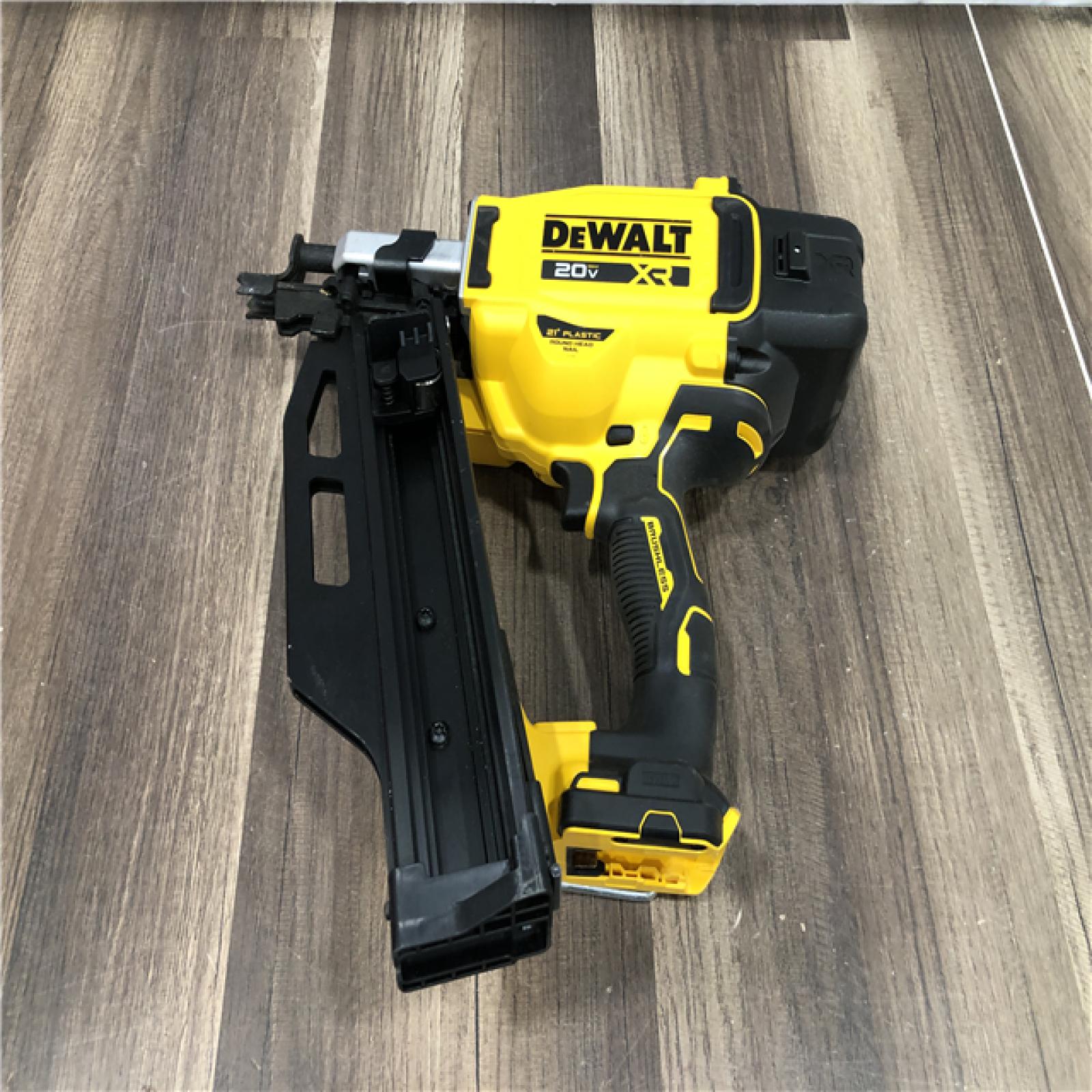 AS-IS DEWALT 20-Volt 21° Cordless Framing Nailer (Tool-Only)