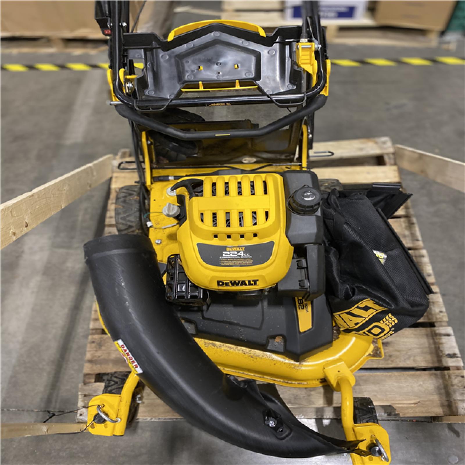 Dallas Location - As-Is \DEWALT 28 in. 224ccGas Lawn Mower