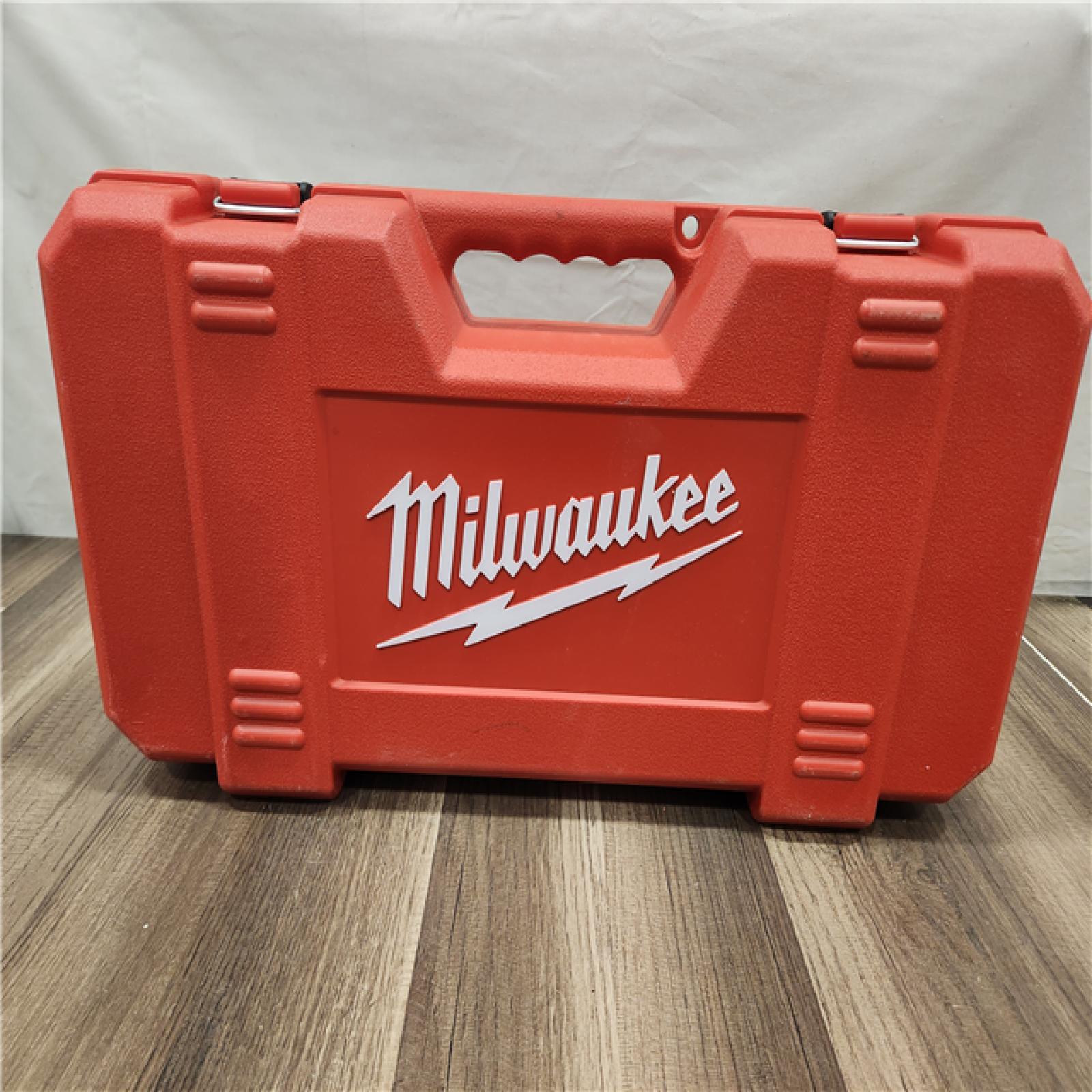 Milwaukee SAWZALL Reciprocating Saw (TOOL ONLY)