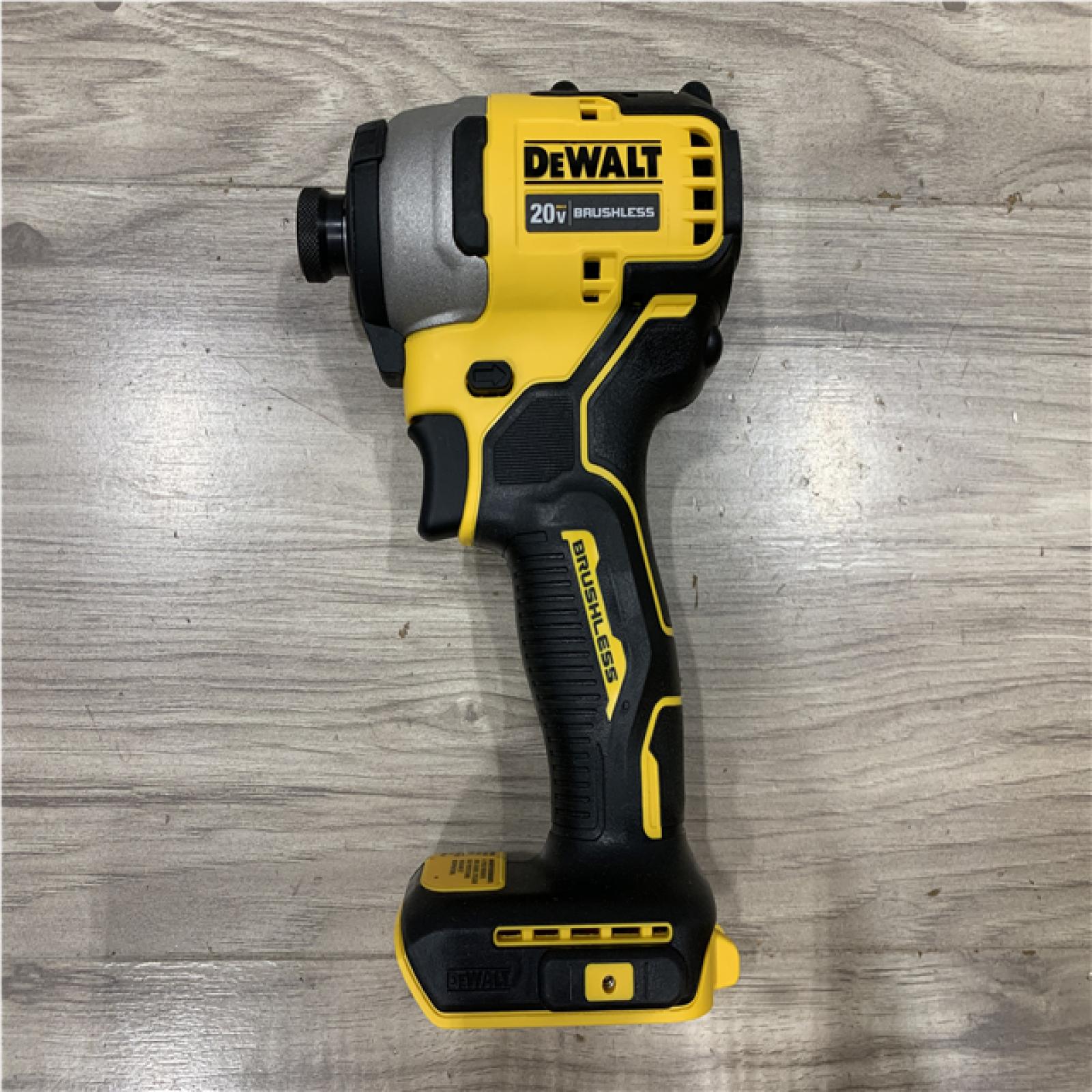 AS-IS DEWALT Atomic 20V Max Lithium-Ion Brushless Cordless Compact 1/4 in. Impact Driver Kit
