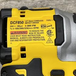 AS-IS DEWALT ATOMIC 20V MAX Lithium-Ion Cordless 2-Tool Combo Kit