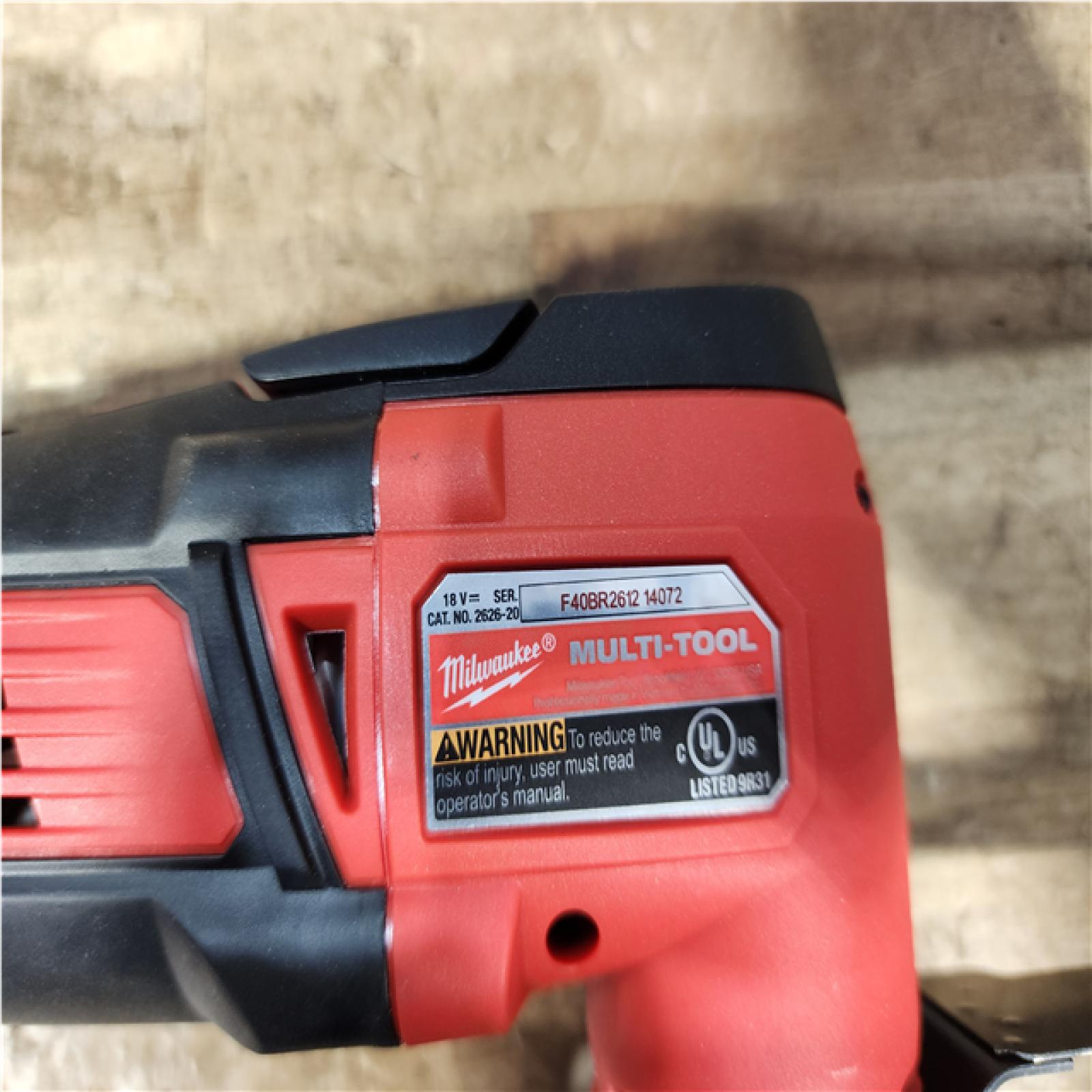Houston Location AS-IS Milwaukee Grinder and Multi Tool and Battery