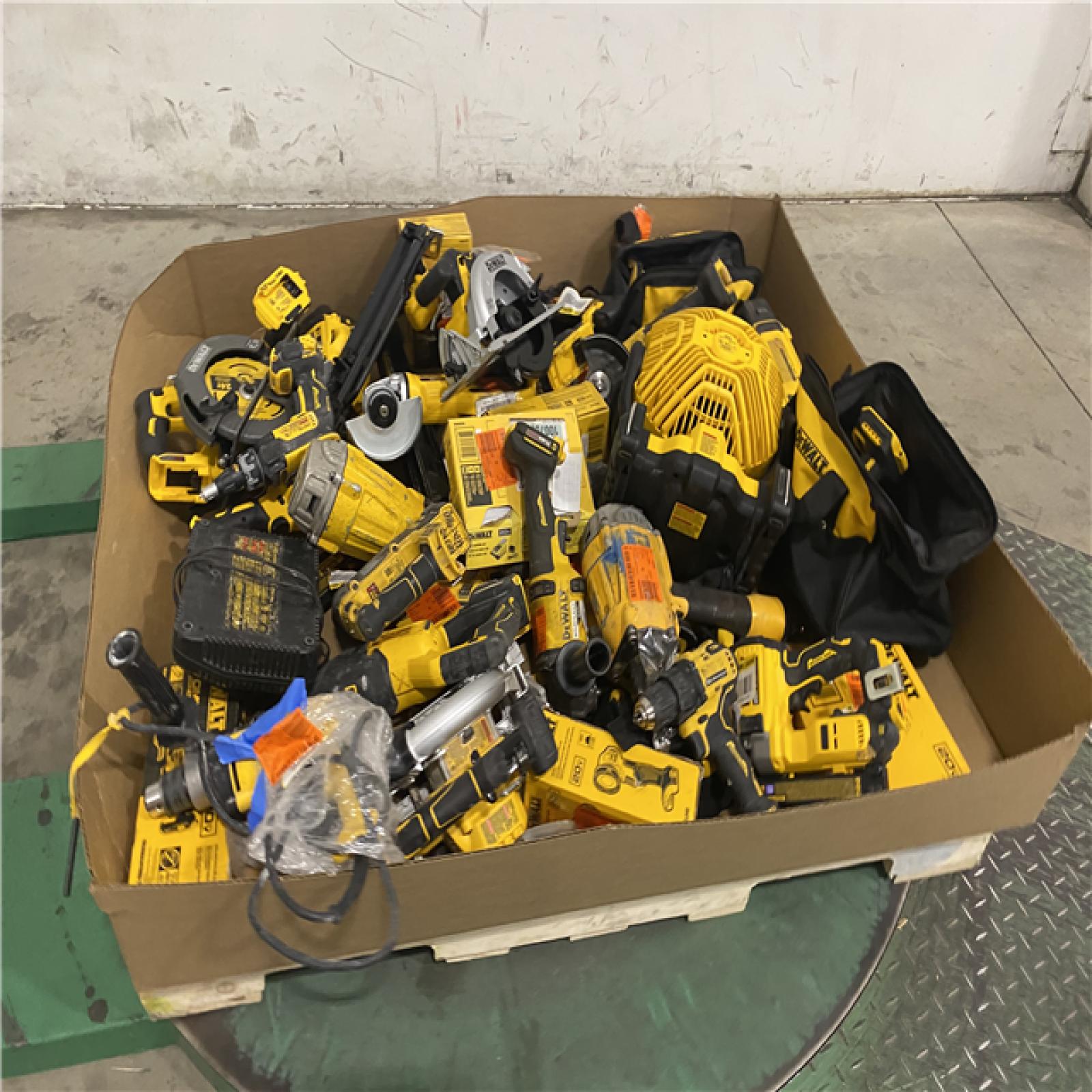 Dallas Location - As-Is DEWALT Tool Pallet