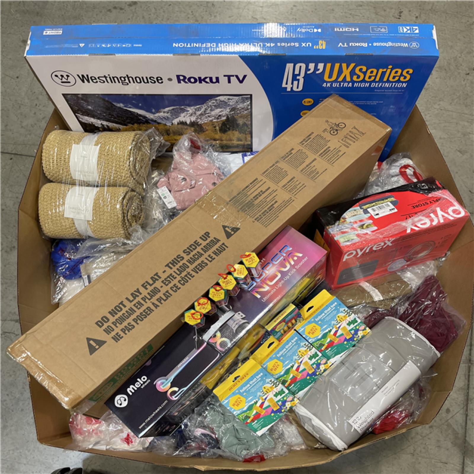 DALLAS LOCATION- NEW!- BULLSEYE MIXED APPAREL PALLET