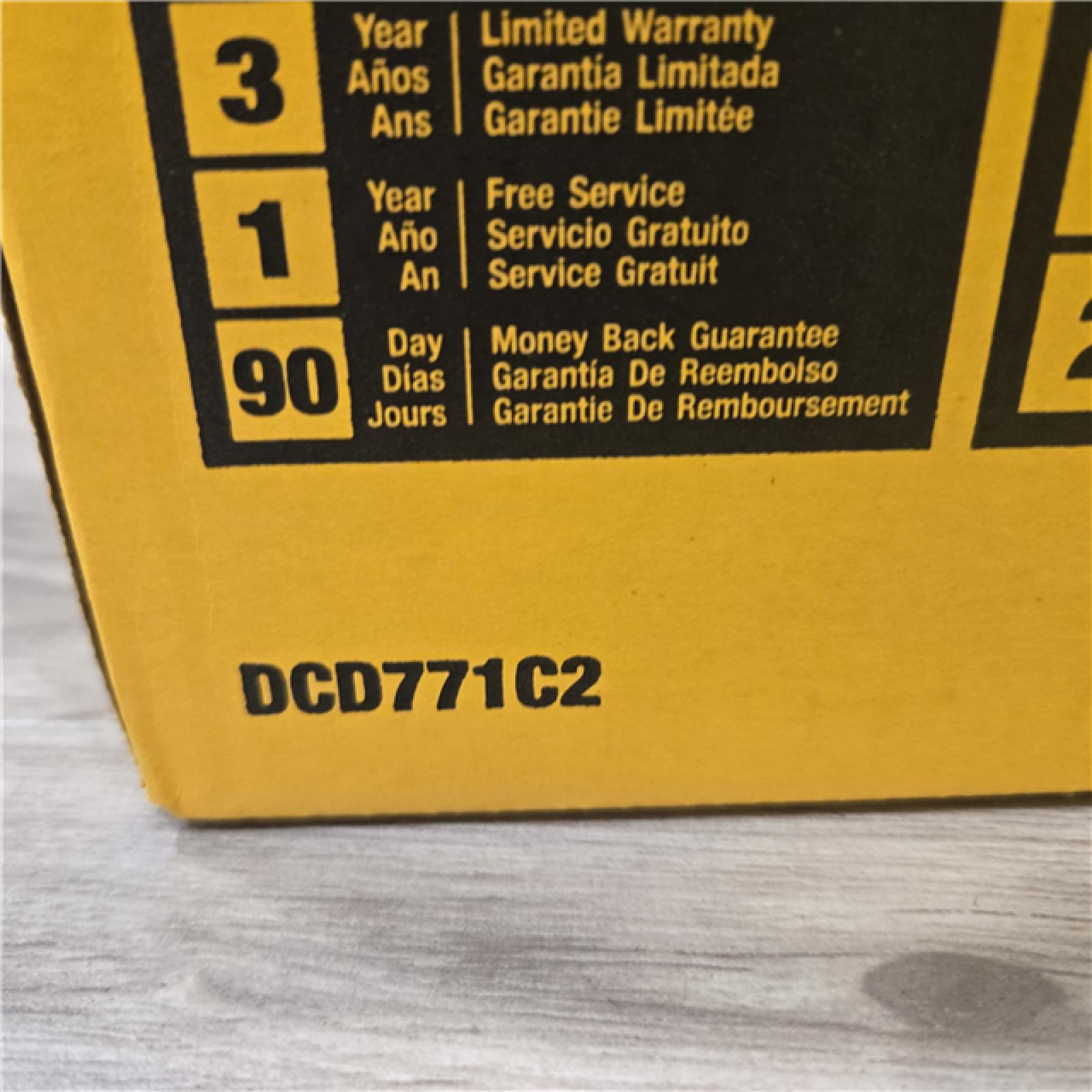 NEW! - DEWALT 20V MAX Cordless 1/2 in. Drill/Driver Kit