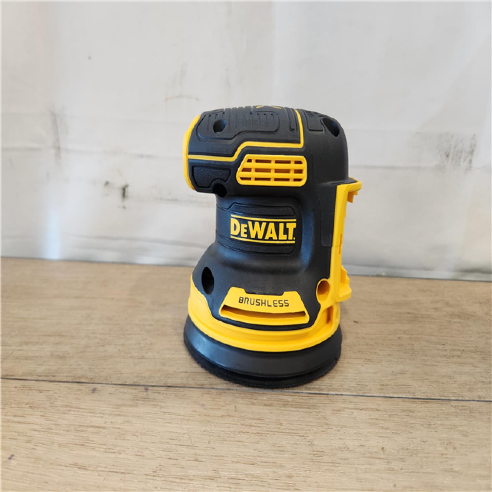 AS-IS- 20V MAX XR Cordless Brushless 5 in. Random Orbital Sander (Tool Only)