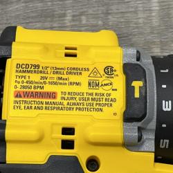 AS-IS DEWALT ATOMIC 20V MAX Lithium-Ion Cordless 2-Tool Combo Kit