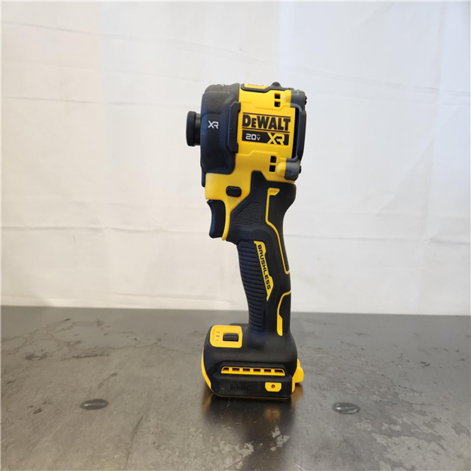 AS-IS- DeWalt 20V MAX XR 1/4 in. Cordless Brushless Hydraulic Impact Driver Tool Only