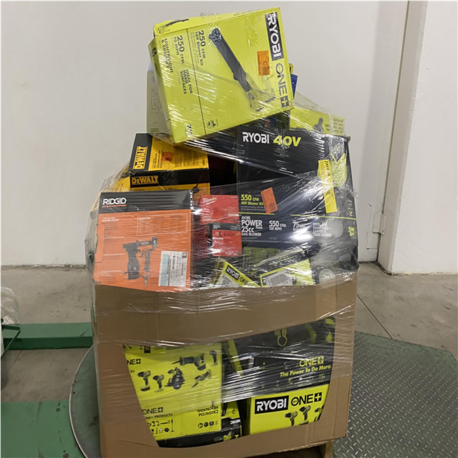 Dallas Location - As-Is Tool Pallet
