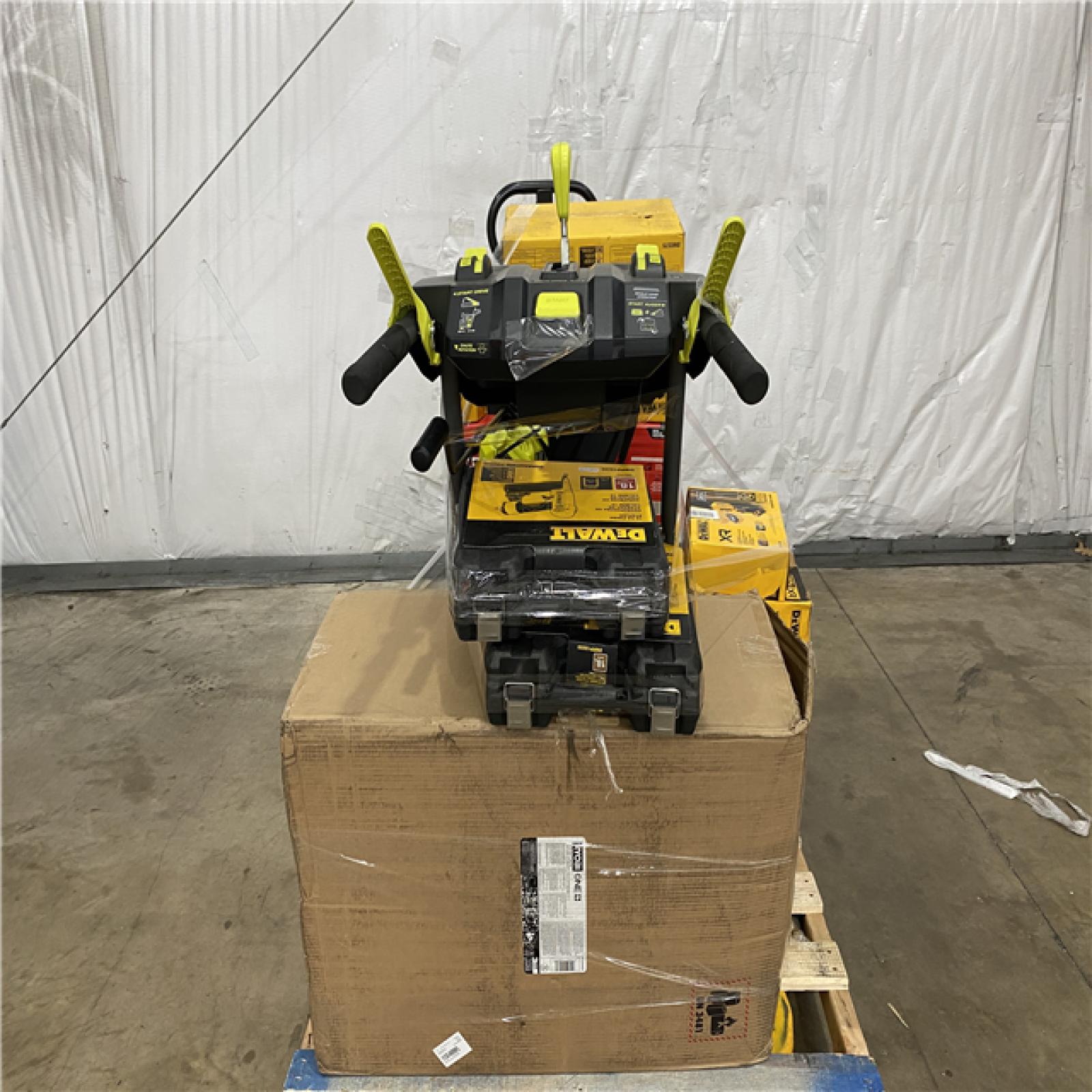 Houston Location AS IS - Tool Pallet