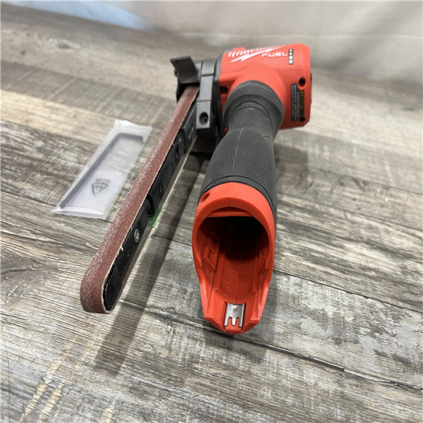 AS-IS Milwaukee  FUEL 12V Lithium-Ion Brushless Cordless 1/2 in. x 18 in. Bandfile (Tool-Only)