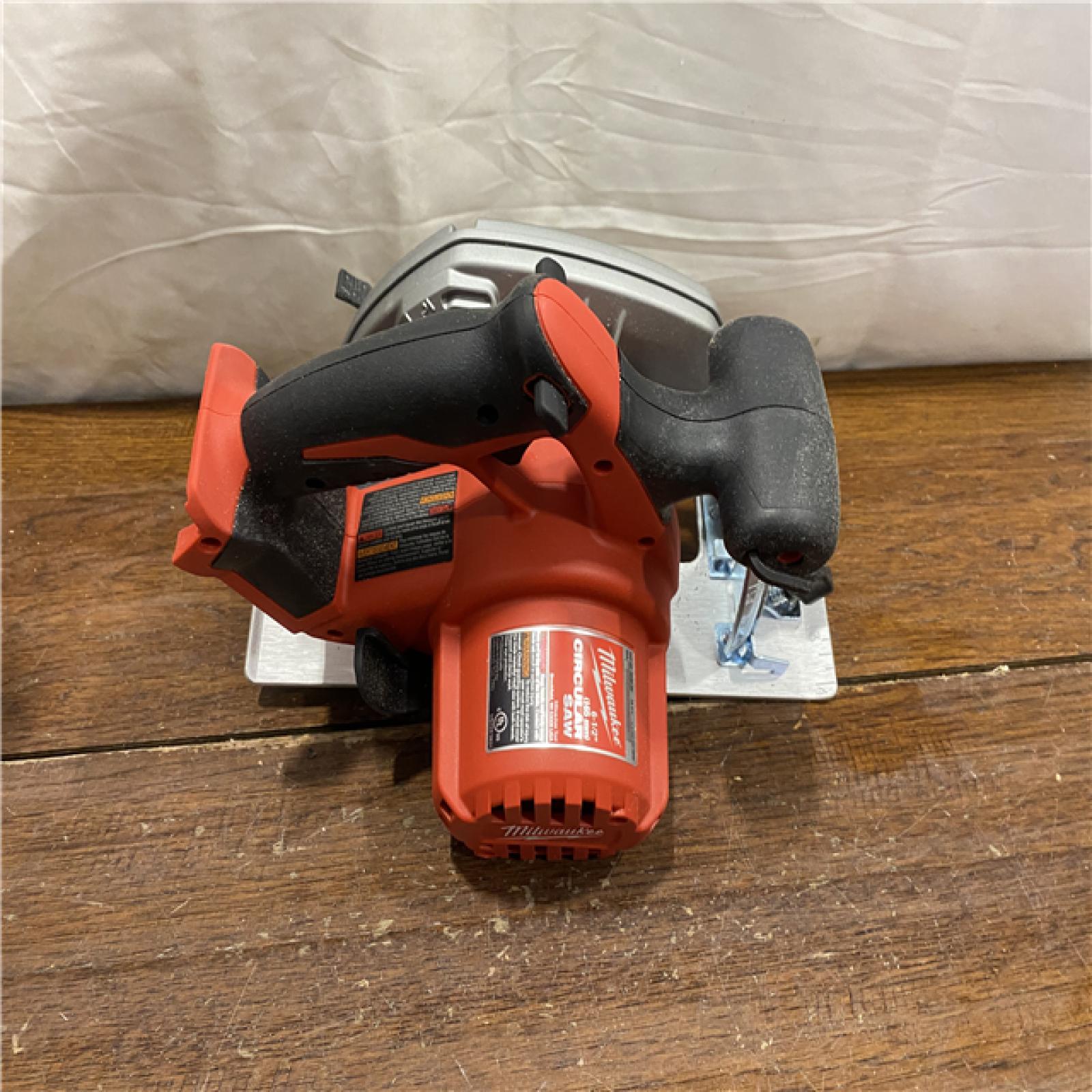 AS-IS Milwaukee 2630-20 M18 Cordless 6-1/2 Circular Saw Bare Tool Only - All