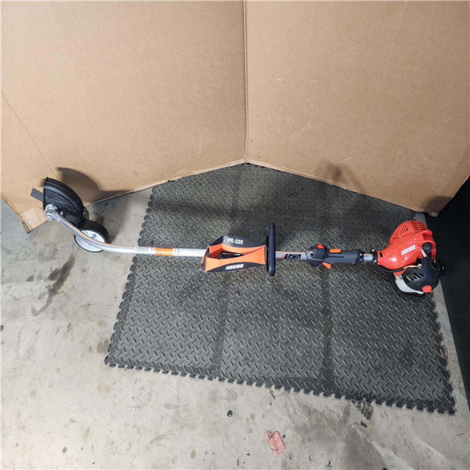 HOUSTON LOCATION - AS-IS ECHO 21.2 cc Gas 2-Stroke Lawn Edger