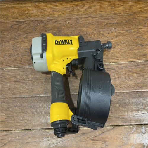 AS-IS DEWALT DW66C-1 2-1/2 Inch 15 Degree Coil Siding and Fencing Nailer