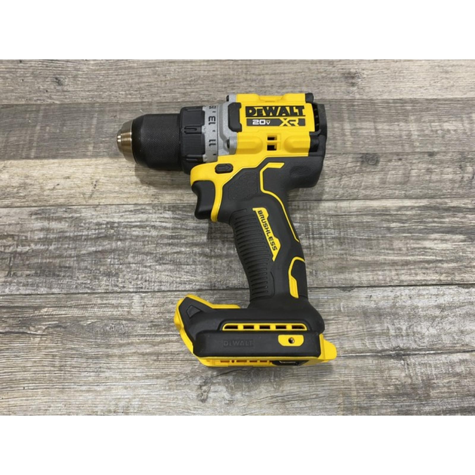 AS-IS DEWALT 20V XR Lithium-Ion Cordless Brushless 1/2 in. Drill/Driver Kit