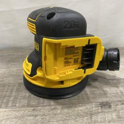 AS-IS DEWALT 20V MAX XR Cordless Brushless 5 in. Random Orbital Sander Kit