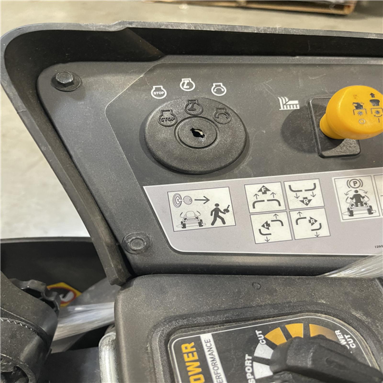 DALLAS LOCATION- AS-IS Cub Cadet Ultima ZT1 42 in. 547 cc Zero Turn Lawn Mower