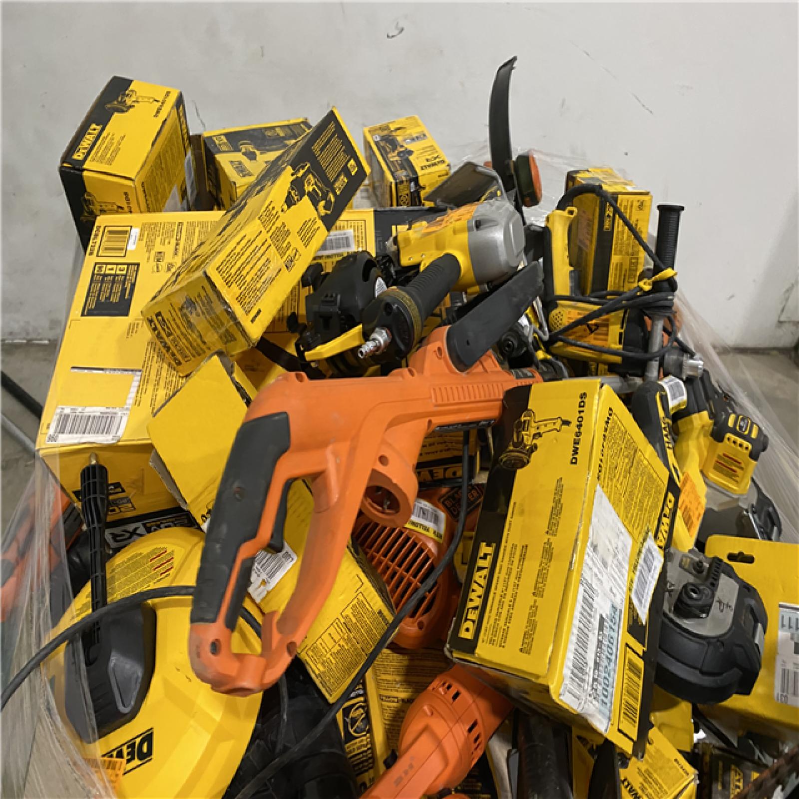 Dallas Location - As-Is DEWALT Tool Pallet