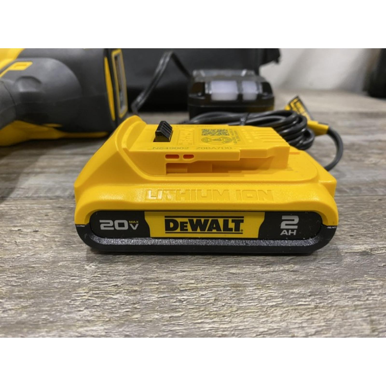 AS-IS DEWALT 20V MAX XR 16-Gauge Electric Cordless Angled Finishing Nailer Kit