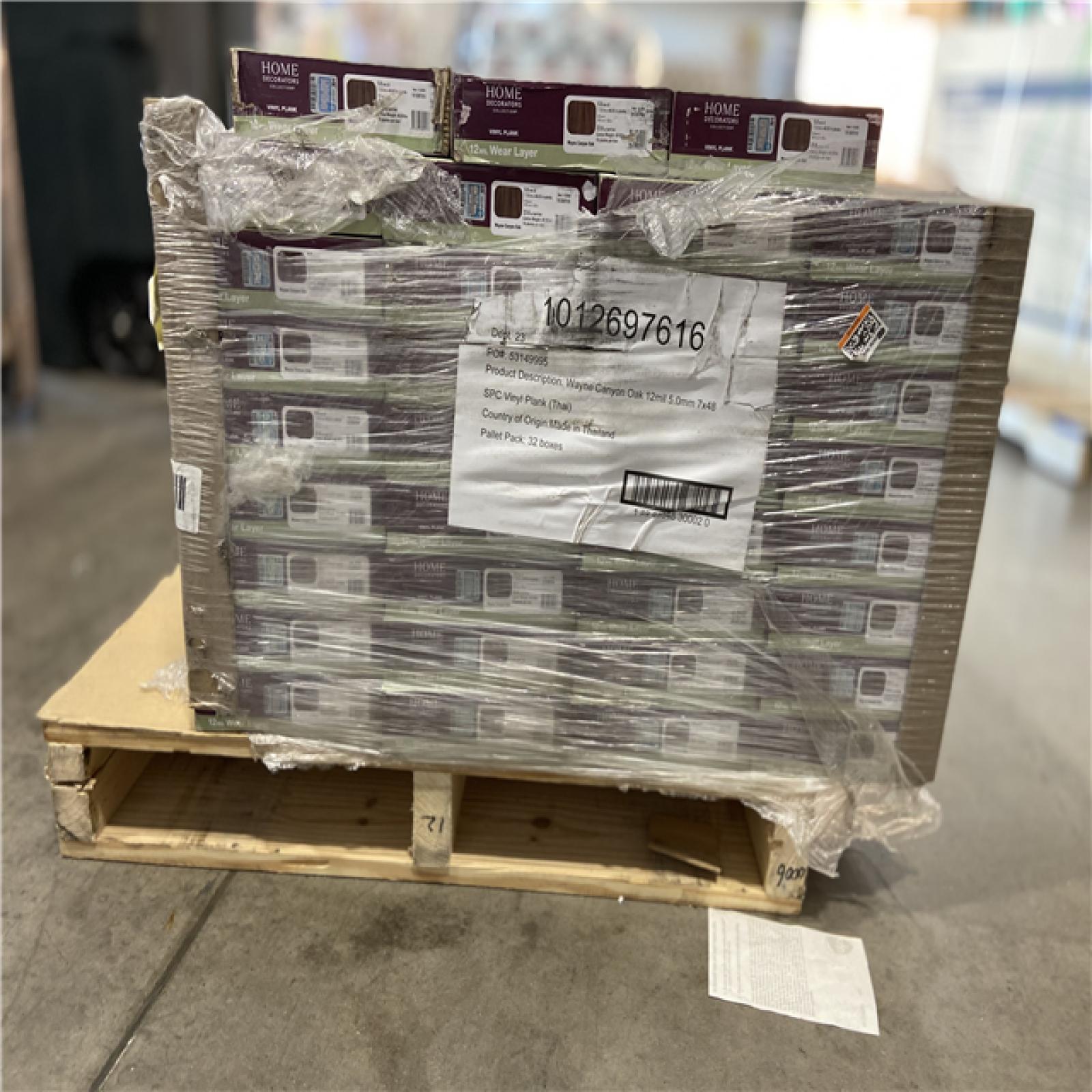 DALLAS LOCATION - HOME DECORATORS 12 MIL WEAR LAYER VINYL PLACK PALLET -(35 CASES)