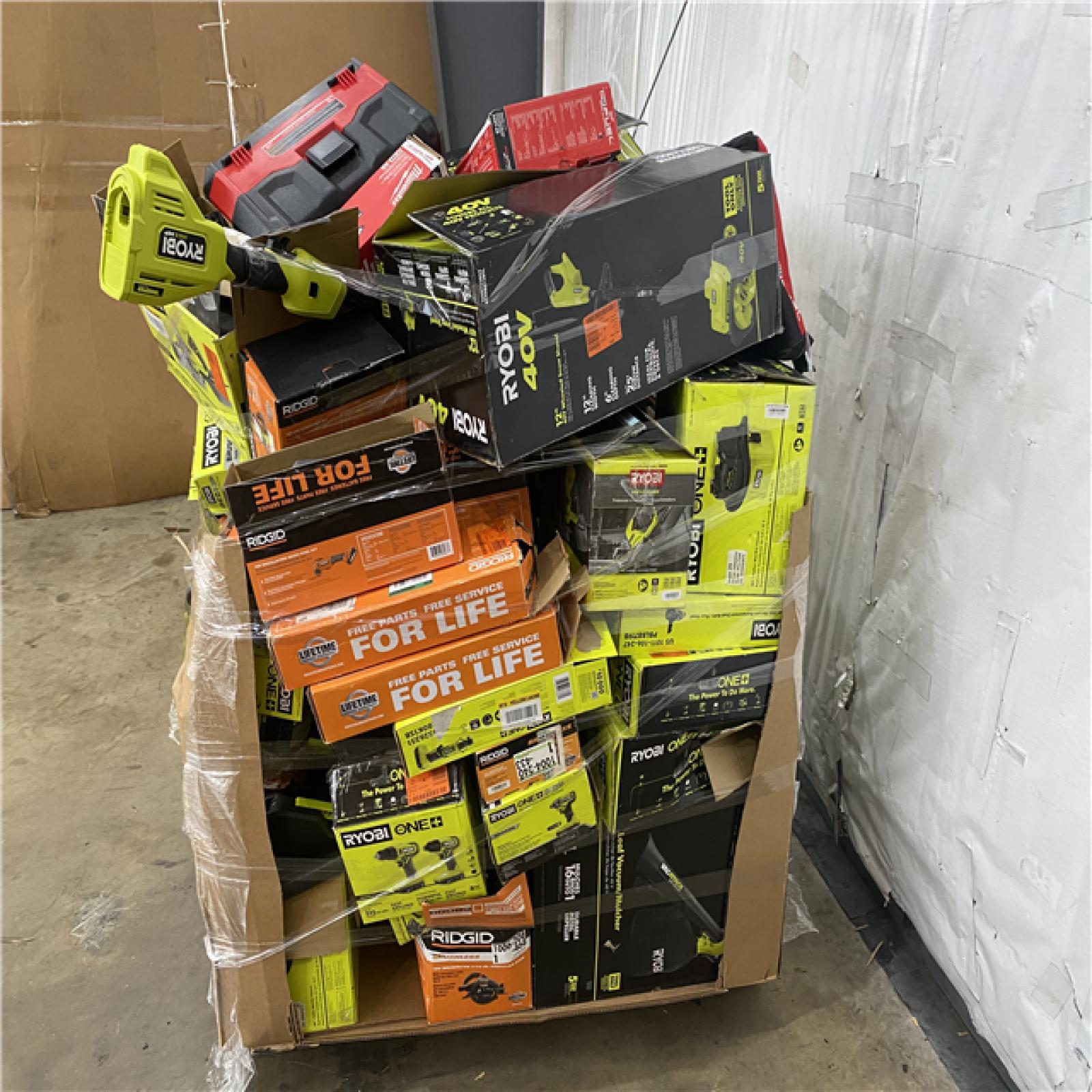 Houston Location AS IS - Tool Pallet