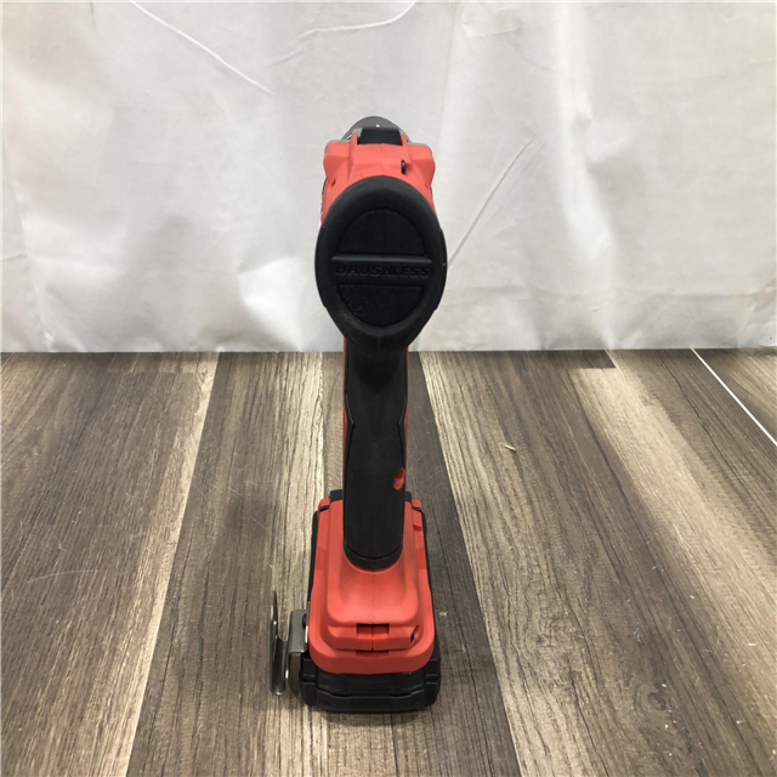 AS-IS Milwaukee 18V Lithium-Ion Brushless Cordless 1/2 in. Compact Drill/Driver Kit