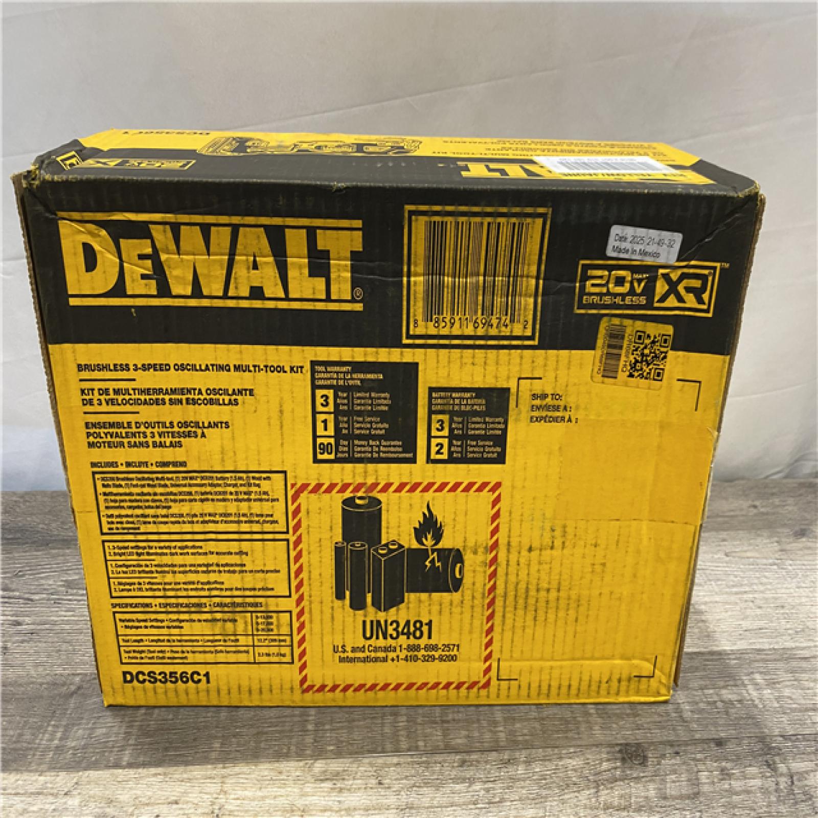 NEW - DEWALT 20V MAX XR Cordless Brushless 3-Speed Oscillating Multi Tool Kit