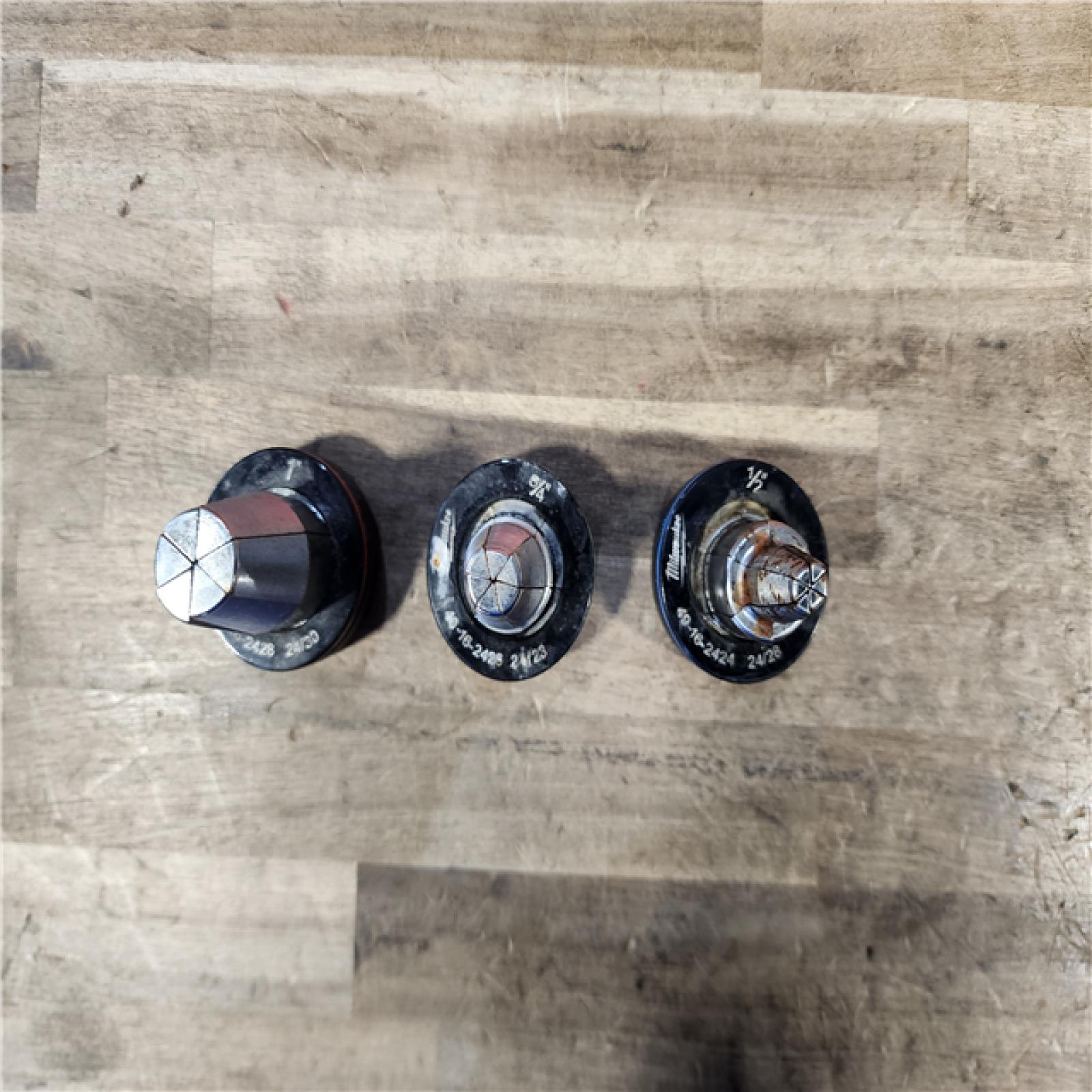 HOUSTON LOCATION - AS-IS Milwaukee M12 12-Volt Lithium-Ion Cordless PEX Expansion Tool Kit with (2) 1.5 Ah Batteries, (3) Expansion Heads and Hard Case