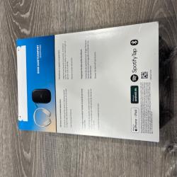 NEW!! Bose 884367-0200 QuietComfort Over-ear BluetoothÂ® White Headphones