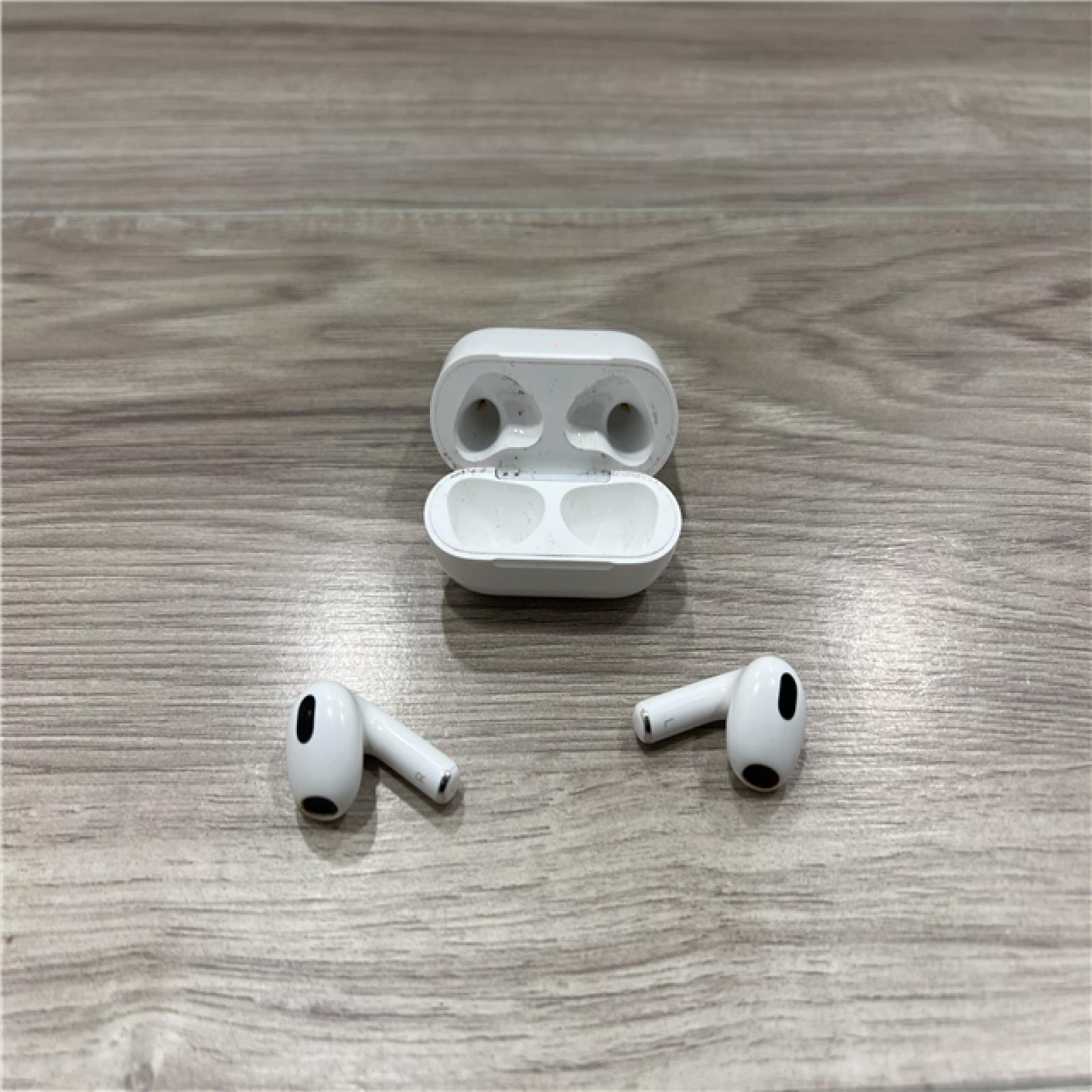 AS-IS Apple AirPods 3rd Generation with Lightning Charging Case