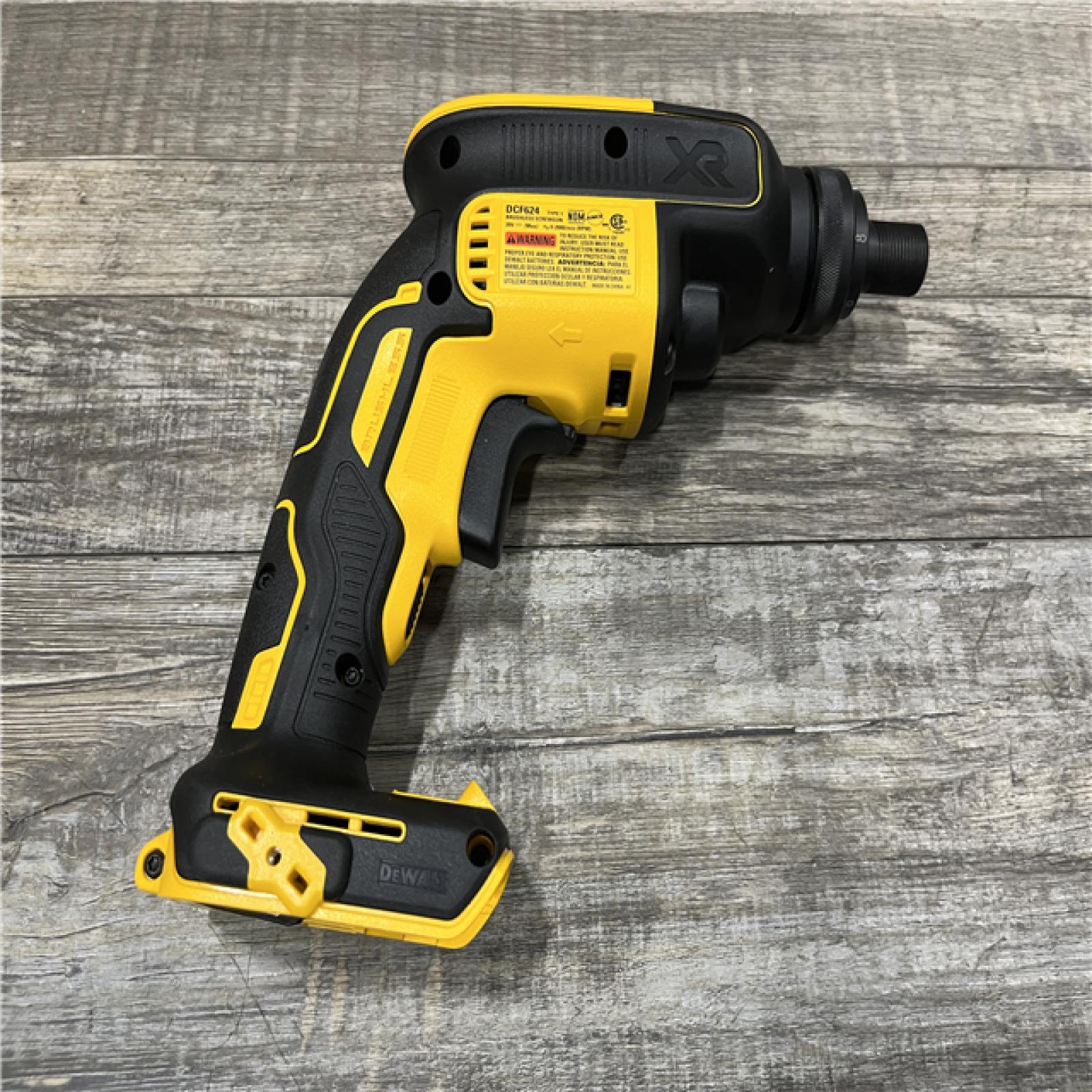 AS-IS DEWALT 20V MAX XR Cordless Brushless Drywall Screw Gun Threaded Clutch Housing (Tool Only)