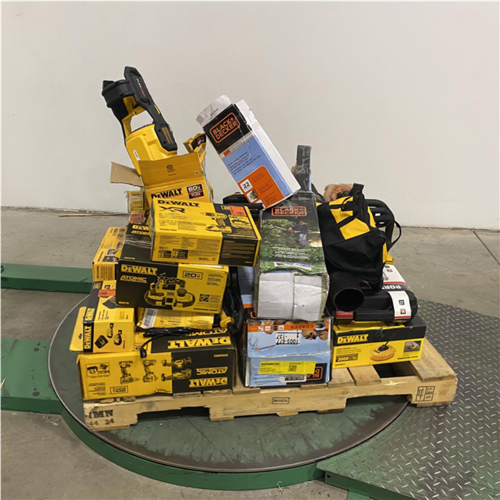Dallas Location - As-Is Tool Pallet