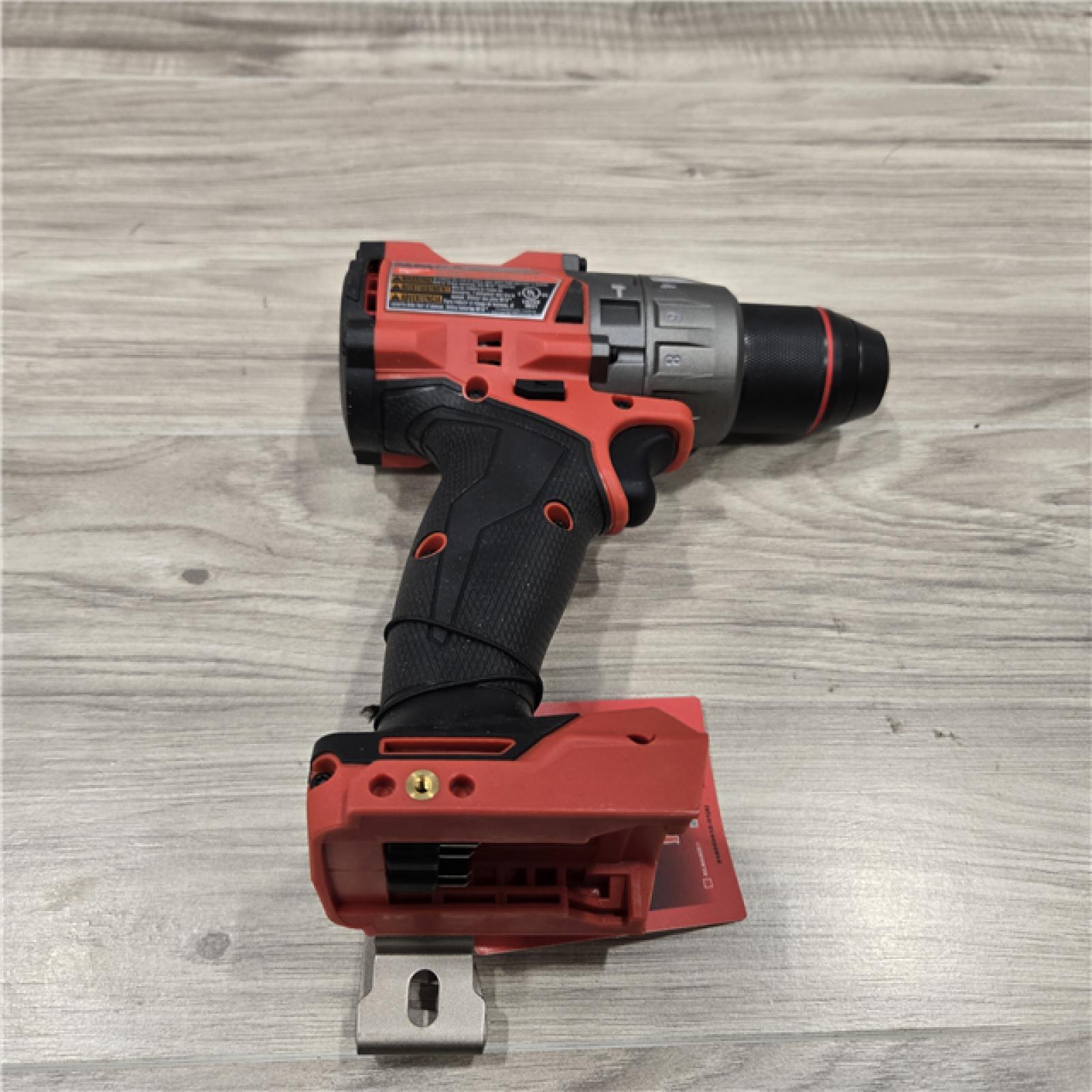 LIKE NEW! - Milwaukee 2904-20 12V 1/2  Hammer Drill/ Driver